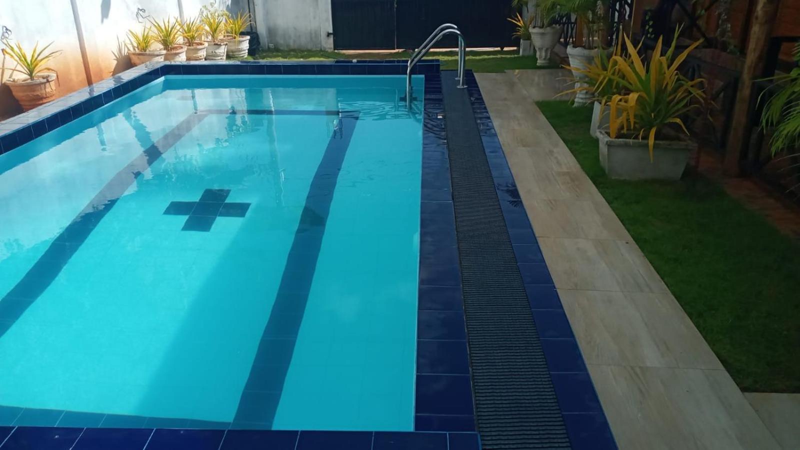 טרינקומאלה Alffa Guest Inn מראה חיצוני תמונה