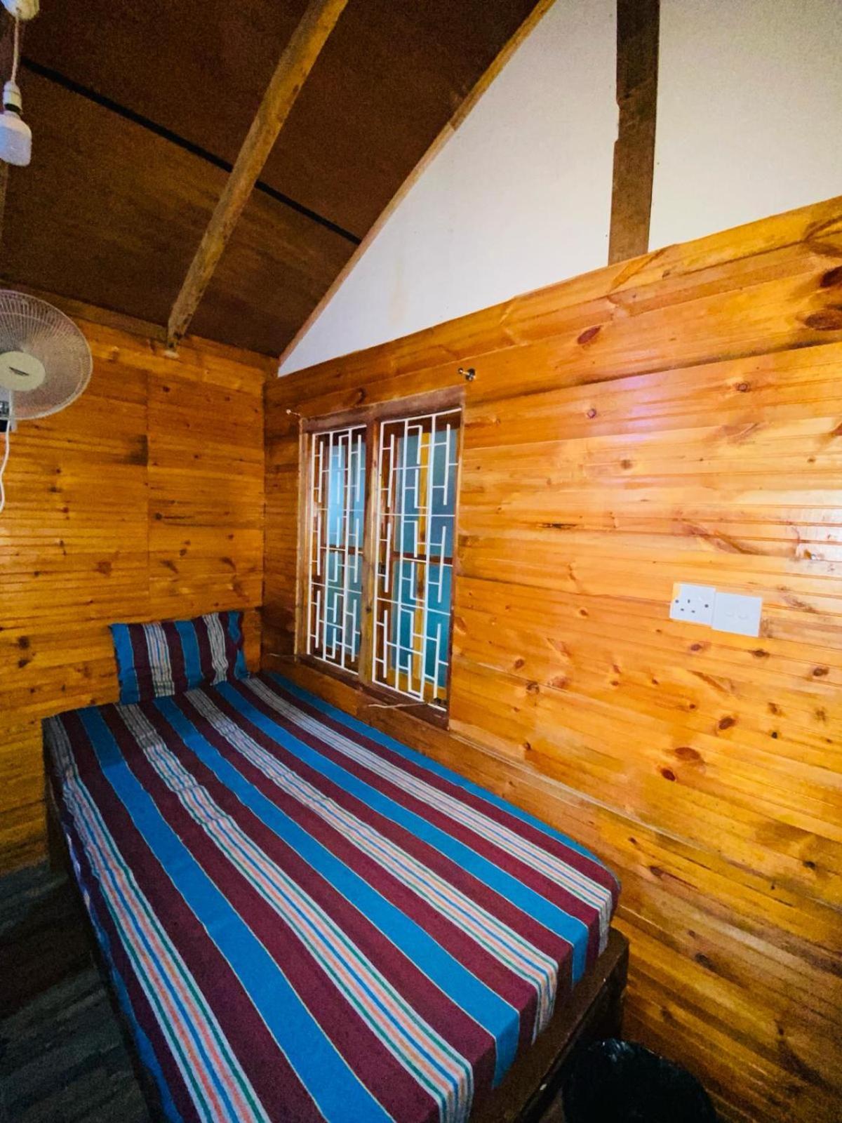 טרינקומאלה Alffa Guest Inn מראה חיצוני תמונה